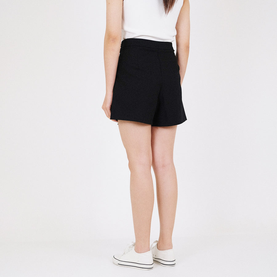Women Asymmetrical Pleated Skort - Black - SW2211568B