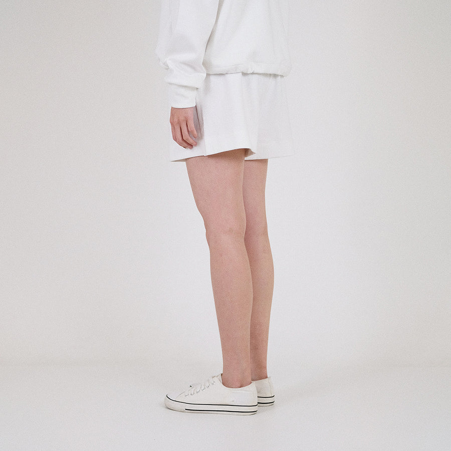 Women Essential Elastic Waist Shorts - SW2301005